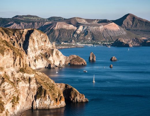 Una settimana alle Isole Eolie in catamarano